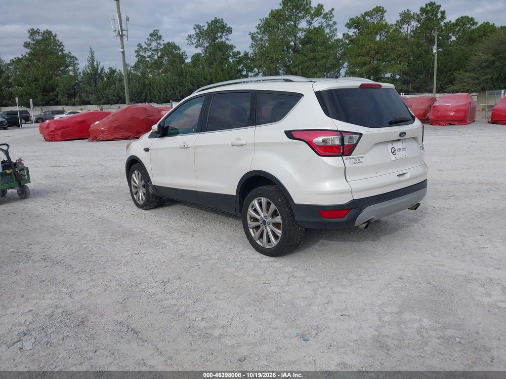 2017 Ford Escape Titanium photo 3
