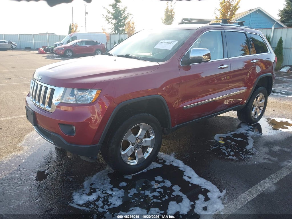 2013 Jeep Grand Cherokee Limited photo 2