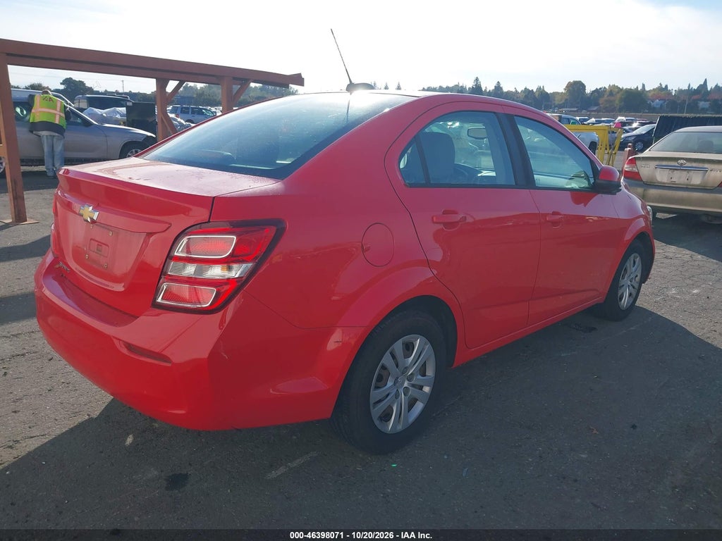 2017 Chevrolet Sonic LS Auto photo 4