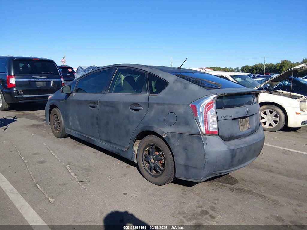 2012 Toyota Prius TWO photo 3