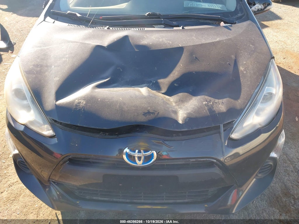 2015 Toyota Prius C TWO photo 6