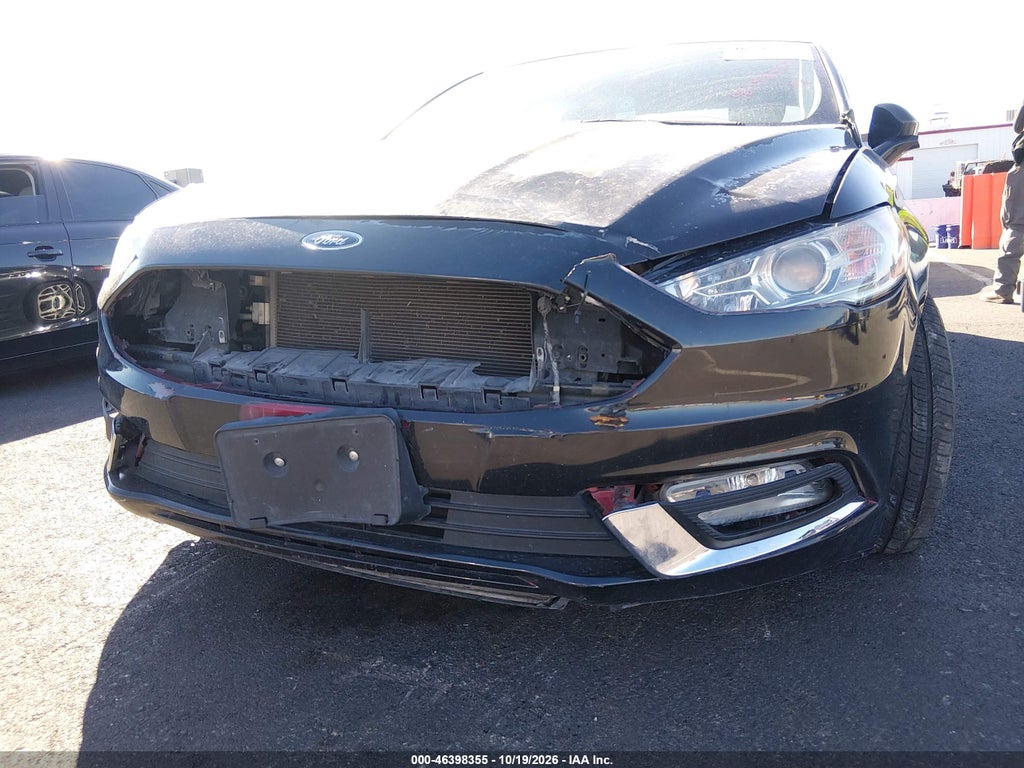 2015 Ford Fusion SE photo 6