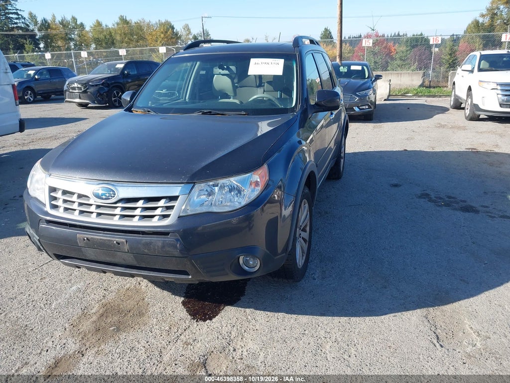 2011 Subaru Forester 2.5X Limited photo 2