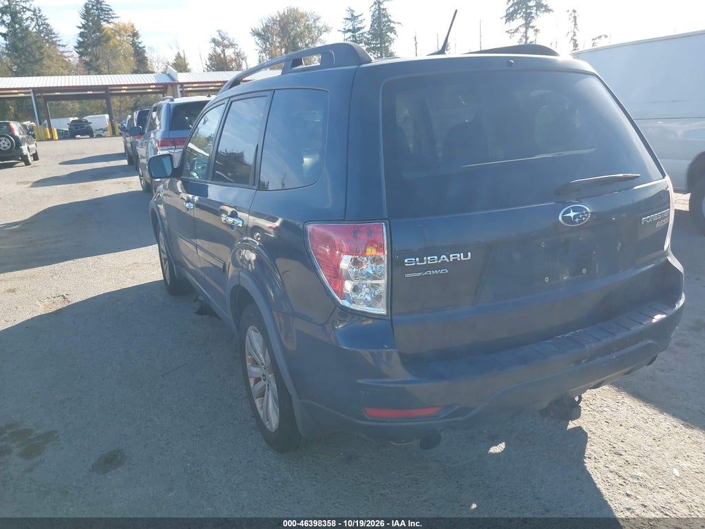 2011 Subaru Forester 2.5X Limited photo 3
