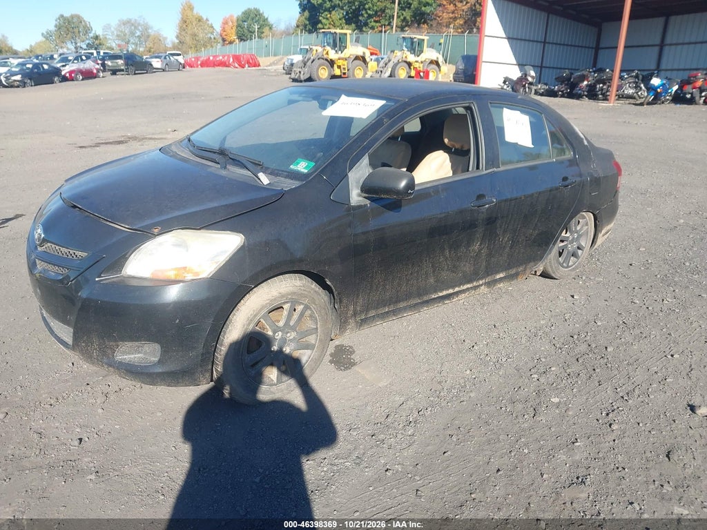 2007 Toyota Yaris photo 2