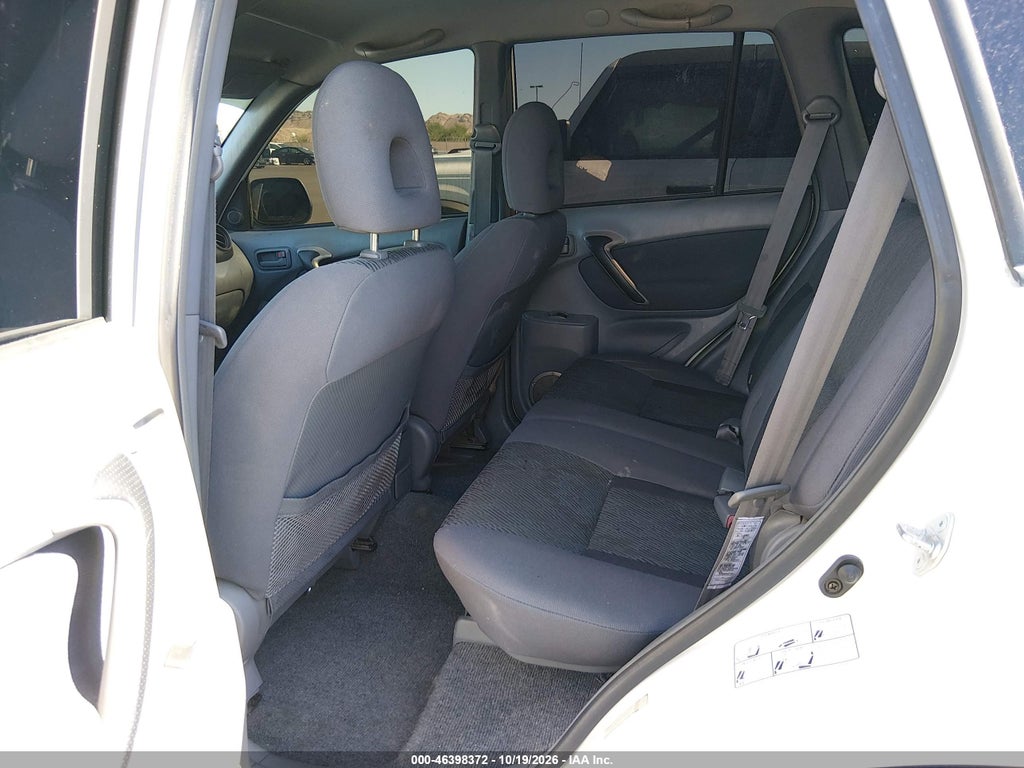 2002 Toyota RAV4 photo 8