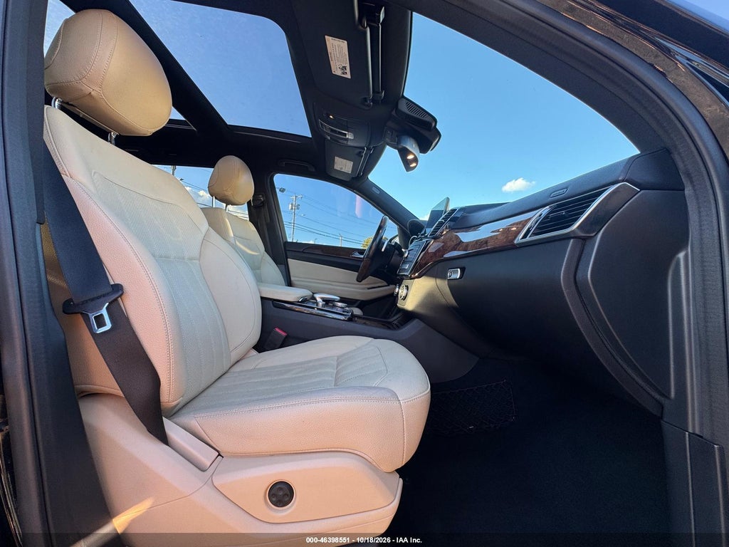 2017 Mercedes-Benz GLS 450 4MATIC photo 5