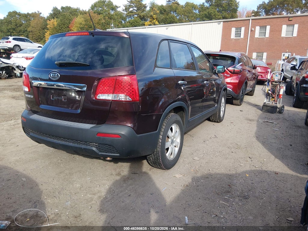 2013 Kia Sorento LX photo 4
