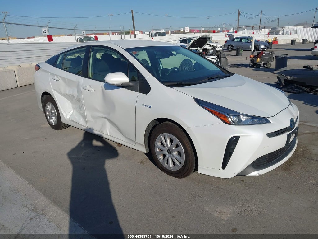 TOYOTA PRIUS 2021