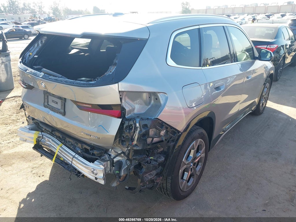 2026 BMW X1 XDRIVE28I photo 4