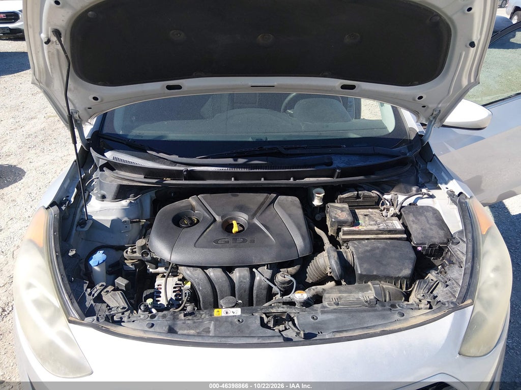 2016 Hyundai Elantra GT photo 10