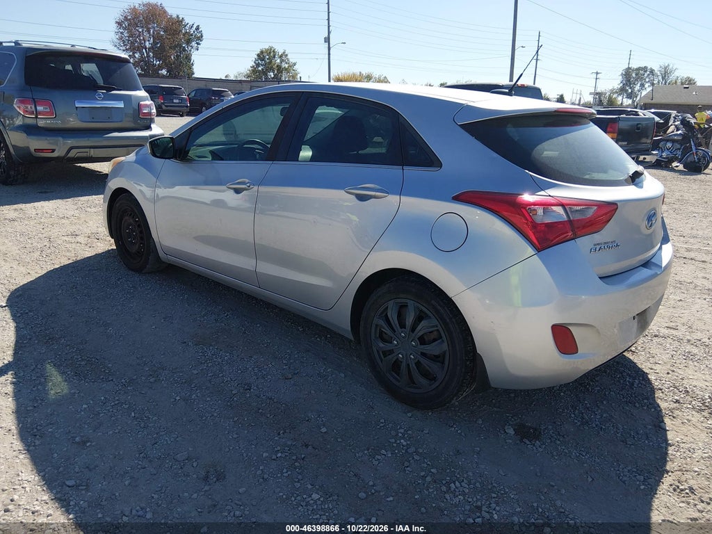 2016 Hyundai Elantra GT photo 3