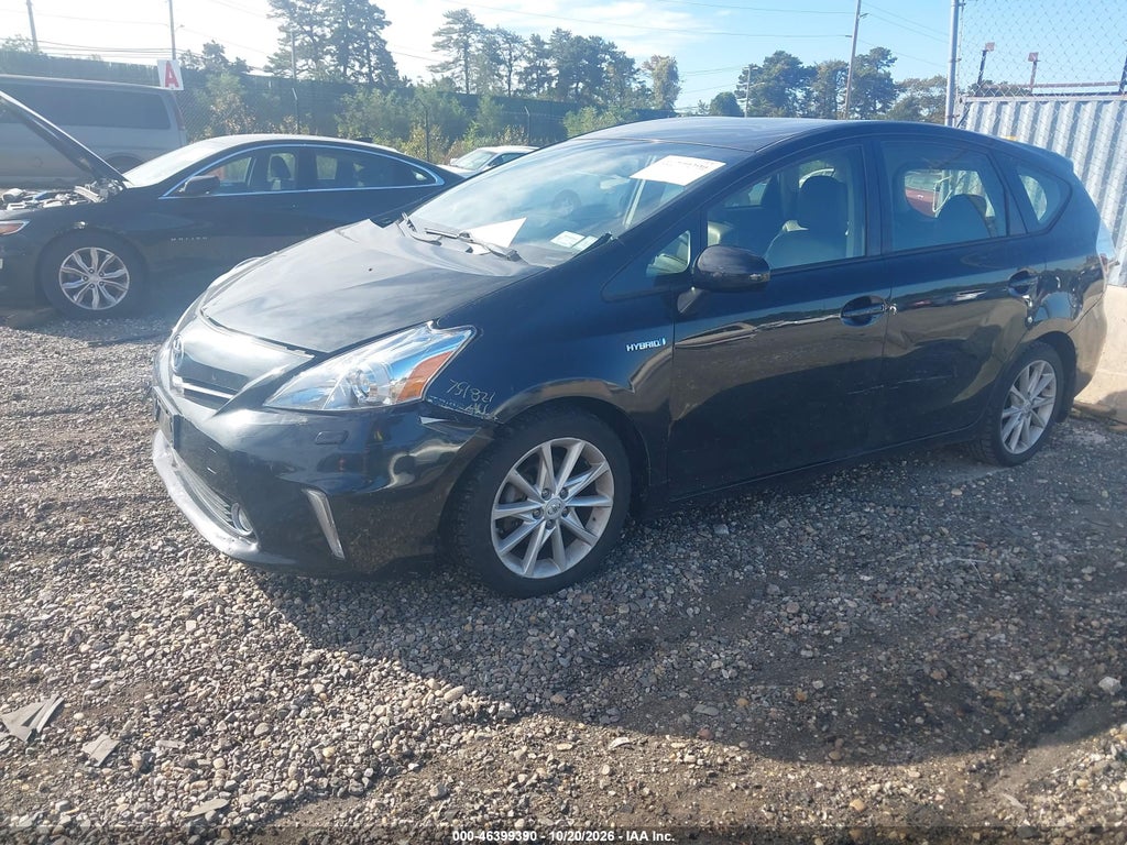 2012 Toyota Prius V Five photo 2