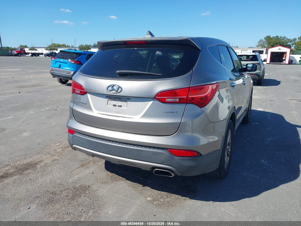 2016 Hyundai Santa FE Sport 2.4L photo 4