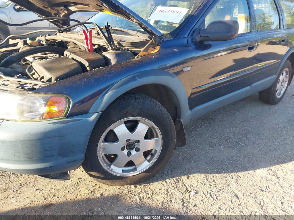 2004 Volvo XC70 2.5T photo 6