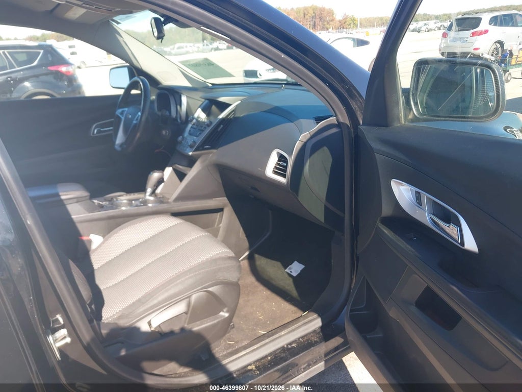 2016 Chevrolet Equinox LT photo 5