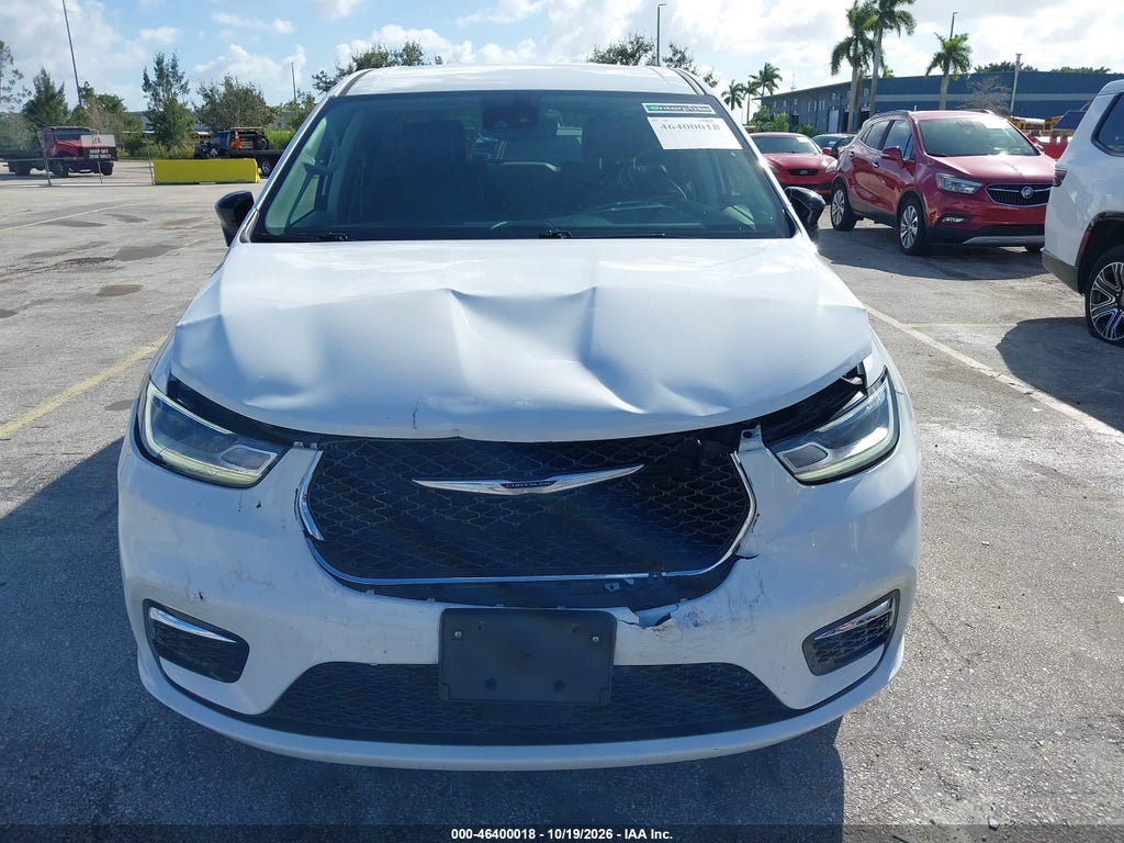 2024 Chrysler Pacifica Hybrid Select photo 6