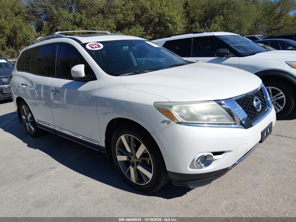 2014 Nissan Pathfinder Platinum photo 1