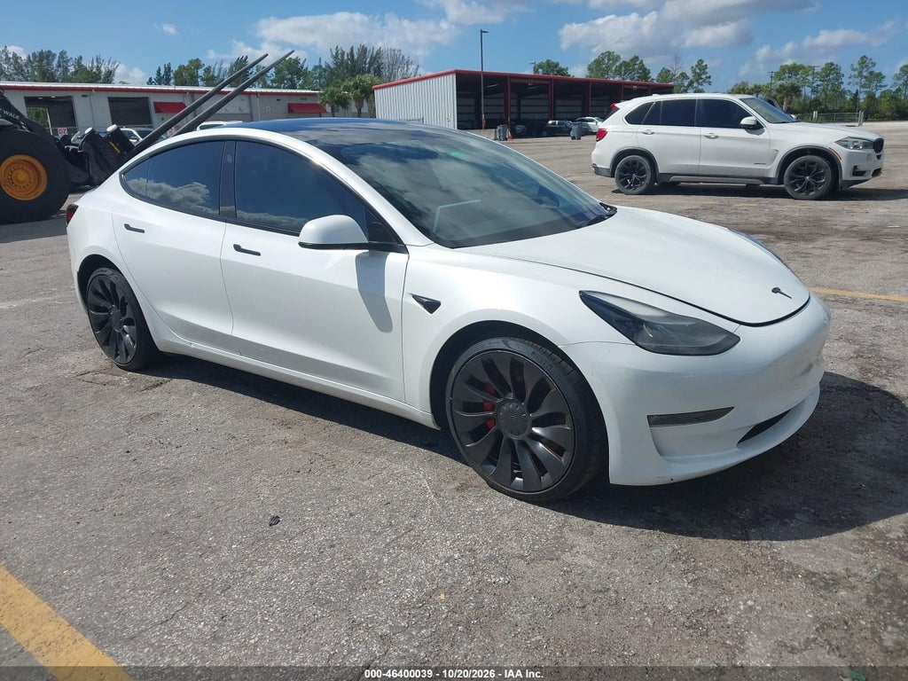 TESLA MODEL 3 2023