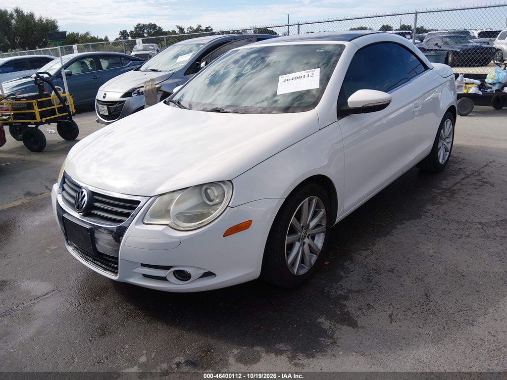 2011 Volkswagen EOS Komfort photo 2