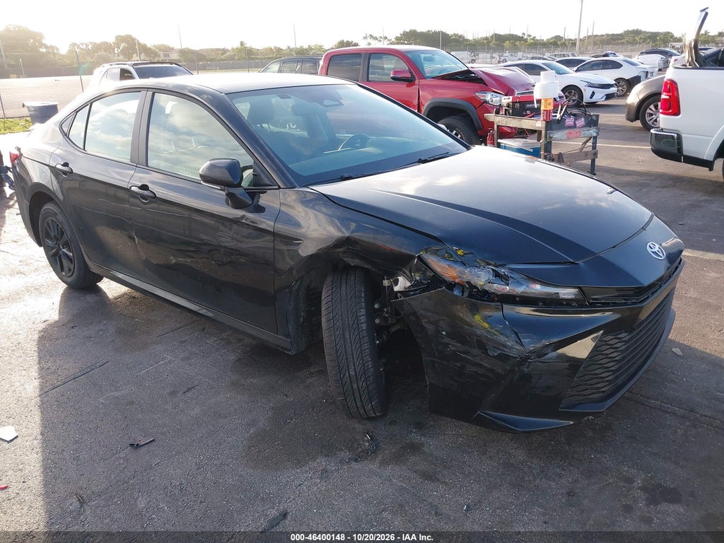 TOYOTA CAMRY 2025