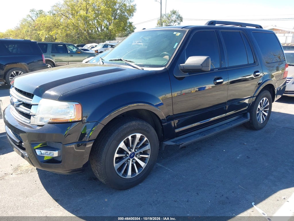 2016 Ford Expedition XLT photo 2