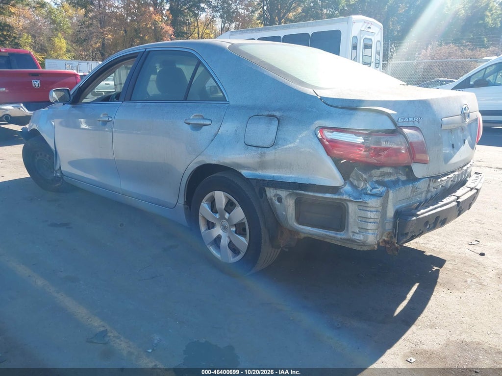 2007 Toyota Camry LE photo 3