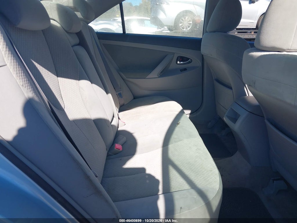 2007 Toyota Camry LE photo 8