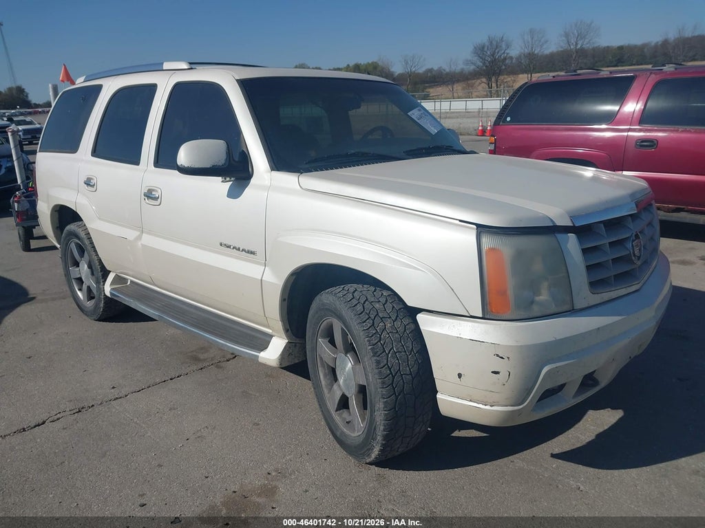 2002 Cadillac Escalade Standard photo 1