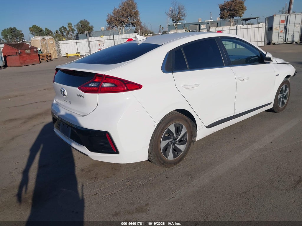 2017 Hyundai Ioniq Hybrid SEL photo 4