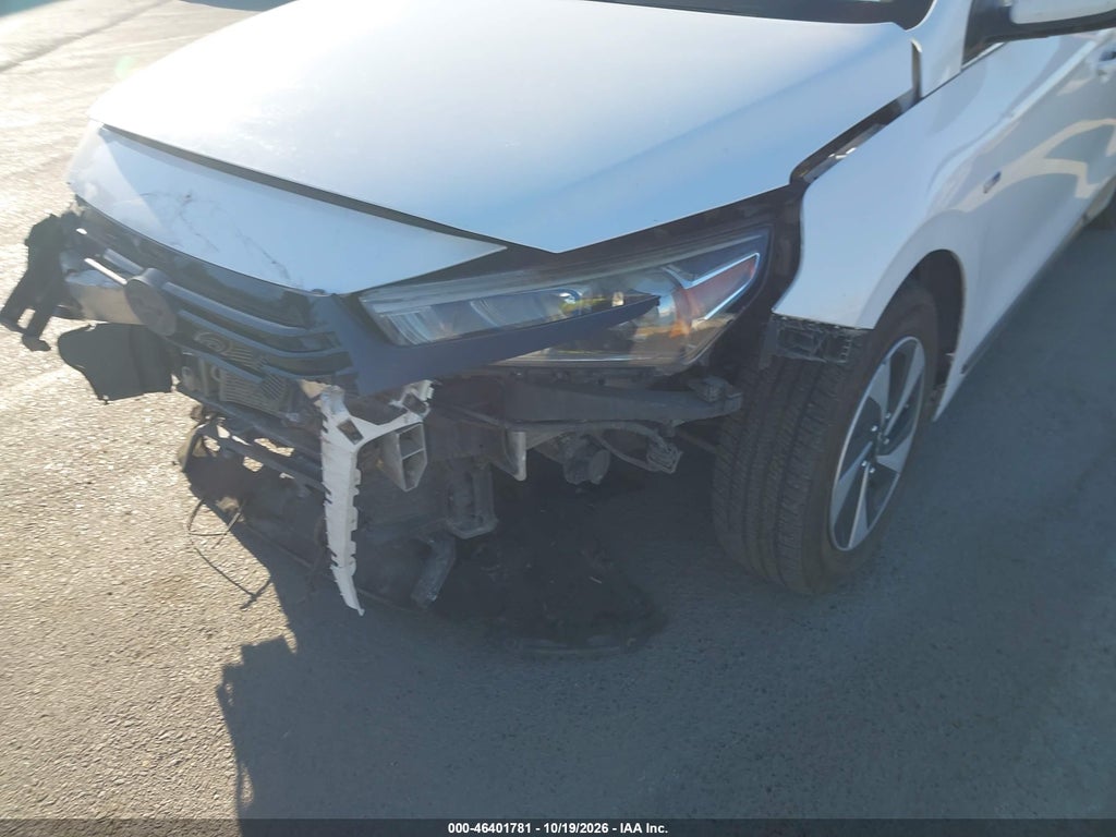 2017 Hyundai Ioniq Hybrid SEL photo 6