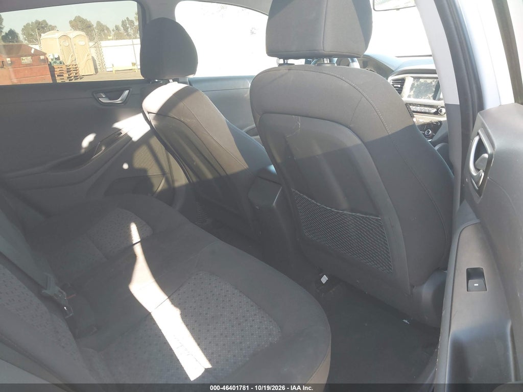 2017 Hyundai Ioniq Hybrid SEL photo 8