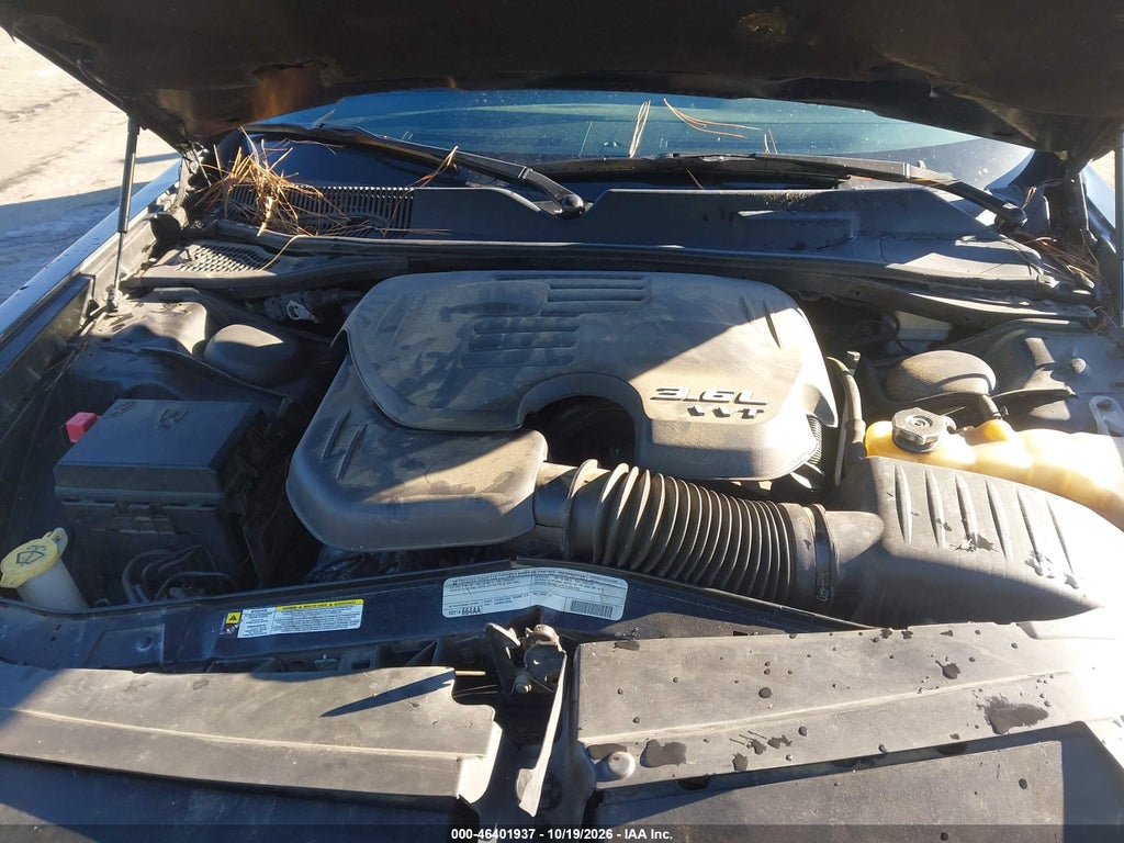 2012 Dodge Challenger SXT photo 10
