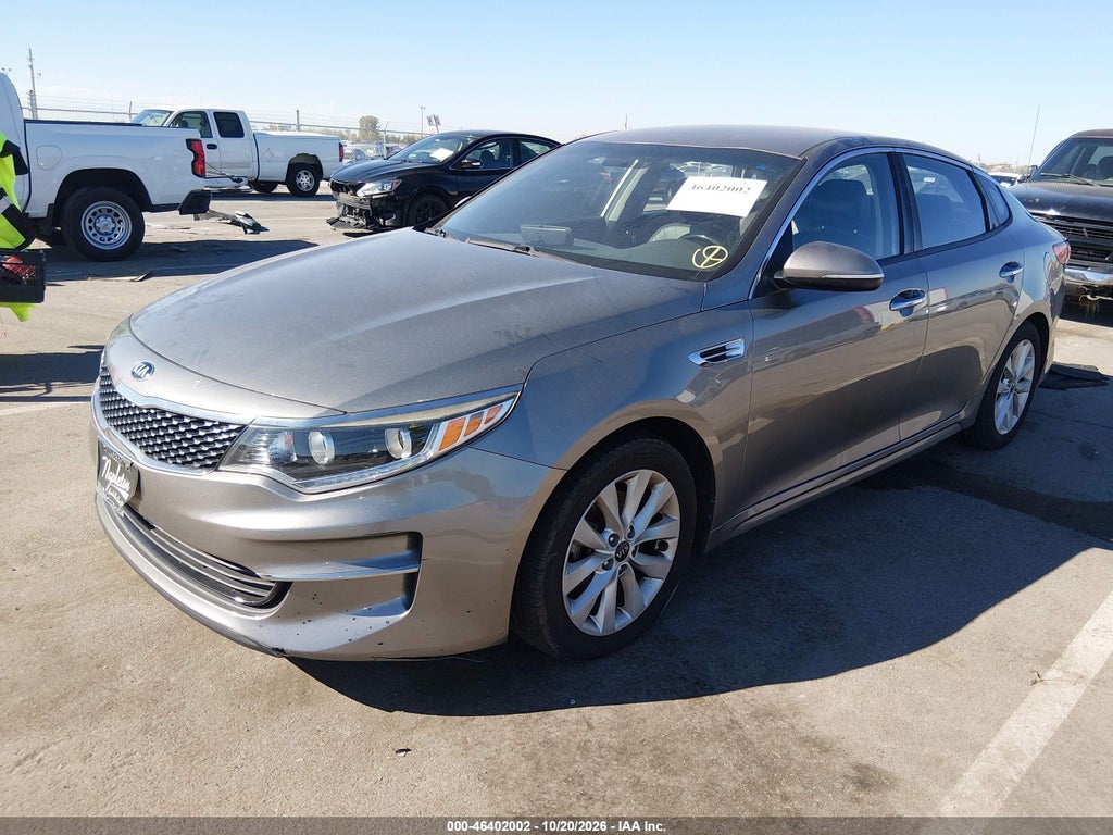 2016 Kia Optima EX photo 2