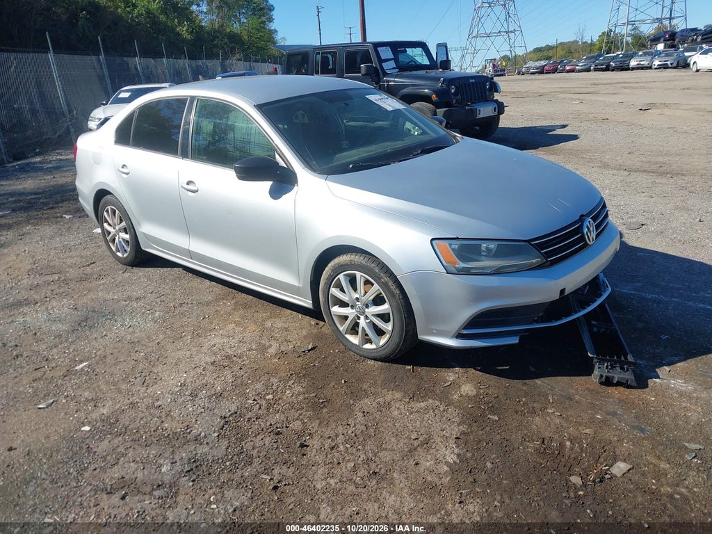2015 Volkswagen Jetta 1.8T SE photo 1