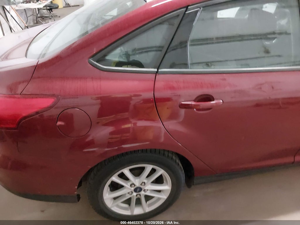 2017 Ford Focus SE photo 6