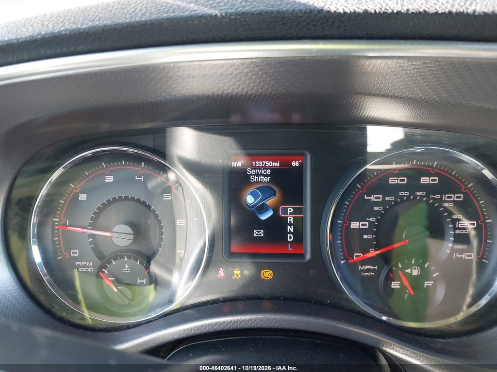 2013 Dodge Charger SXT photo 7