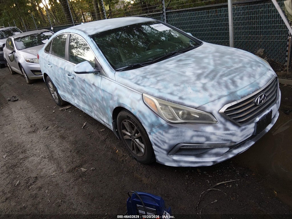 2015 Hyundai Sonata SE photo 1