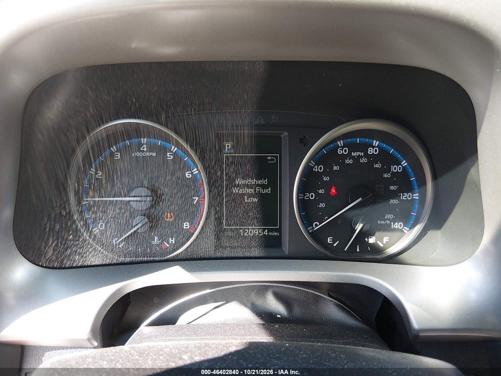 2018 Toyota RAV4 LE photo 7