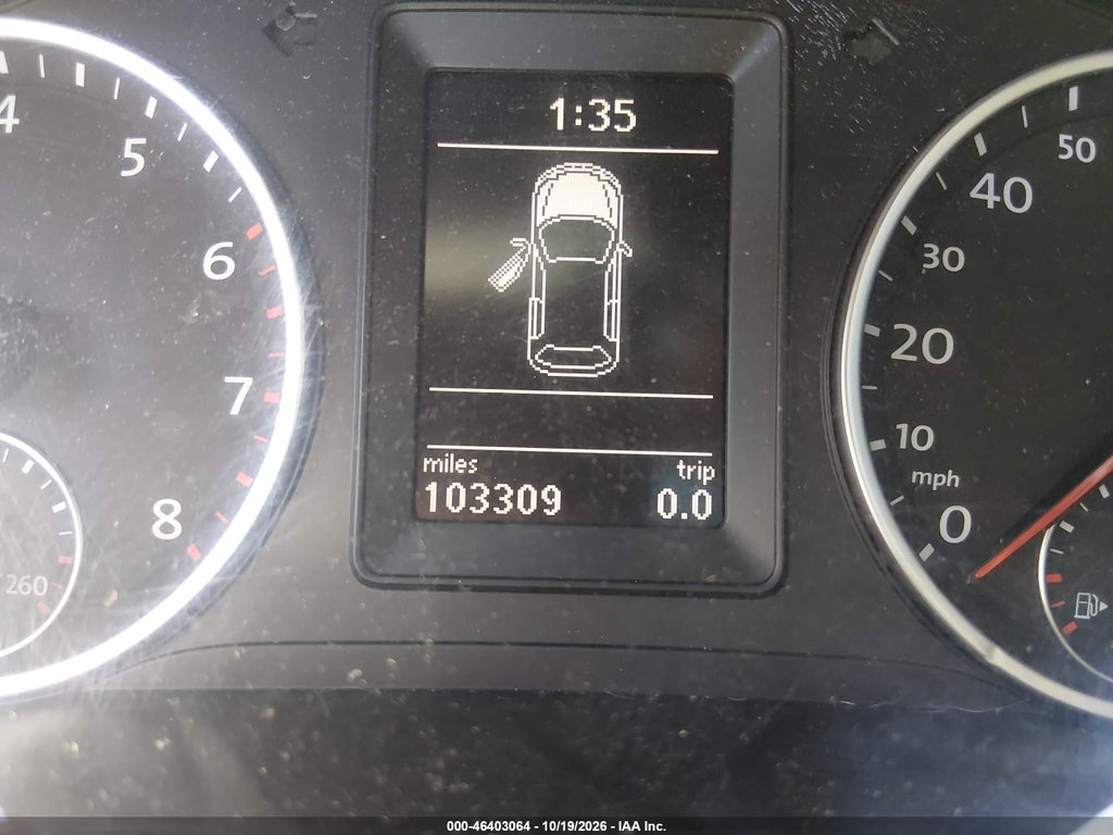 2011 Volkswagen Tiguan SEL photo 7