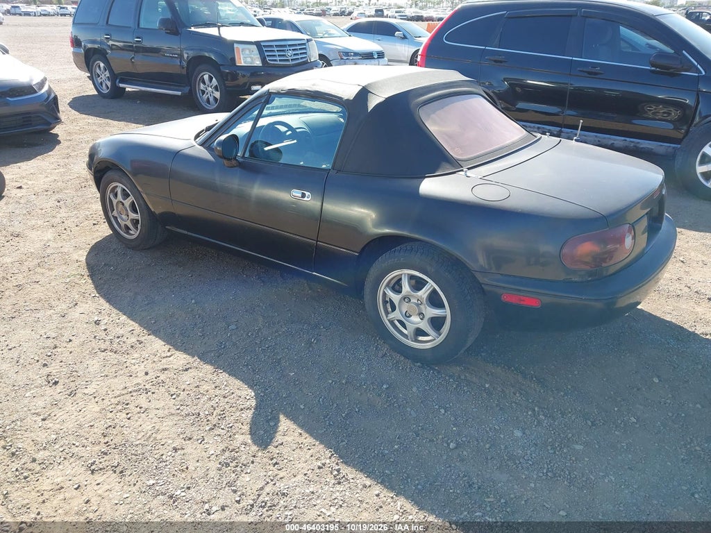 1997 Mazda MX-5 Miata Leather PKG/M Edition/Popular Equipment PKG/R Pkg./STO/Touring PKG photo 3