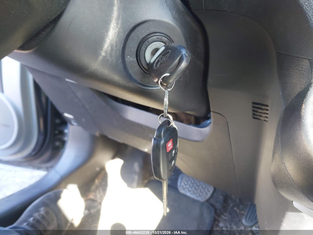 2012 Toyota Prius C TWO photo 11