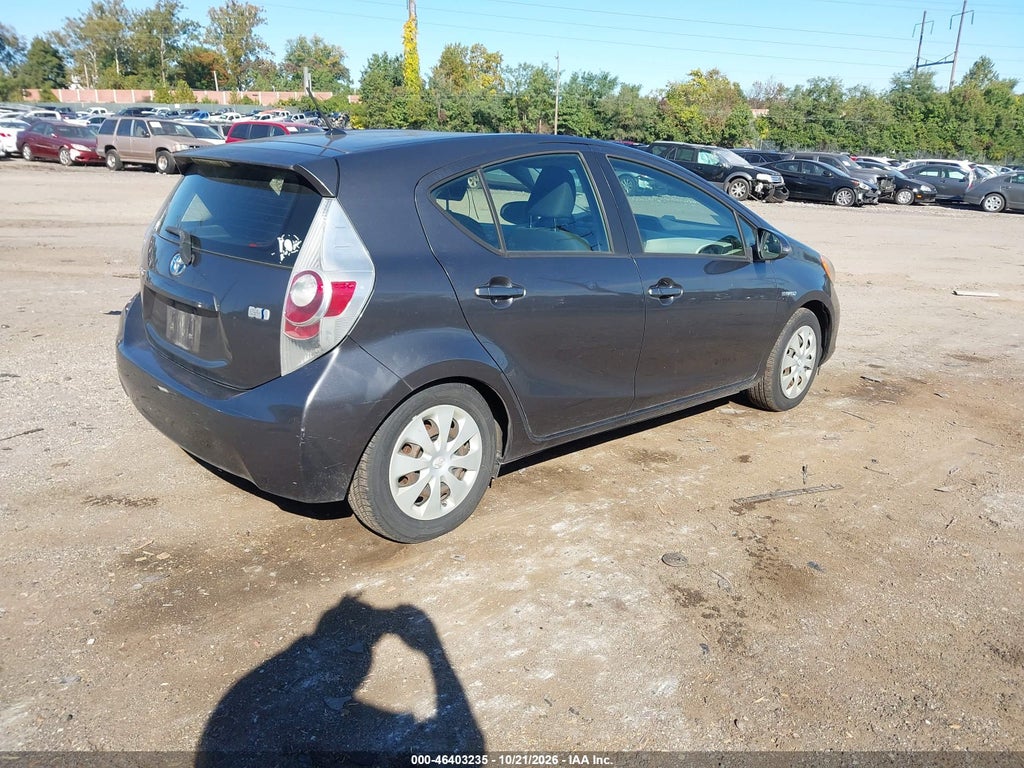 2012 Toyota Prius C TWO photo 4