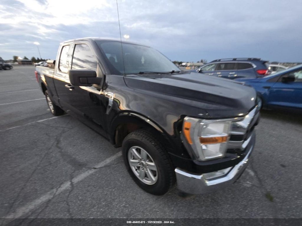 2021 Ford F-150 XLT photo 1