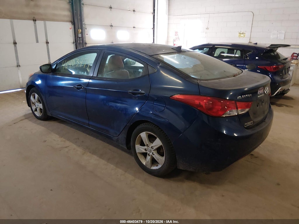 2013 Hyundai Elantra GLS photo 3