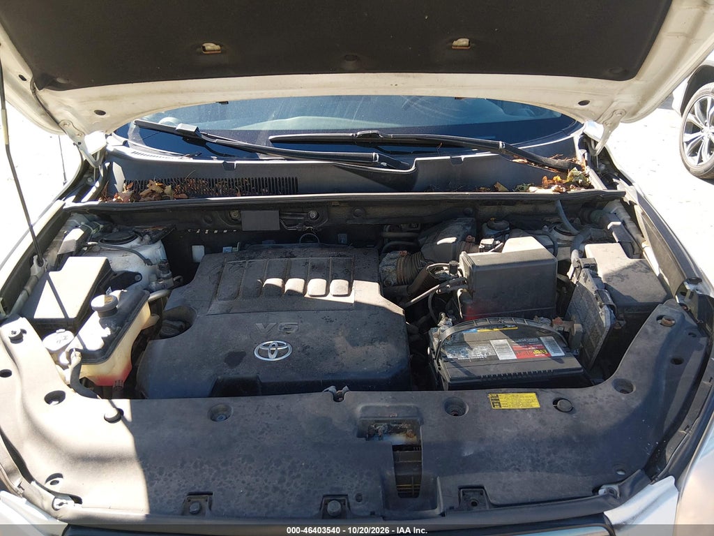 2007 Toyota RAV4 Limited V6 photo 10