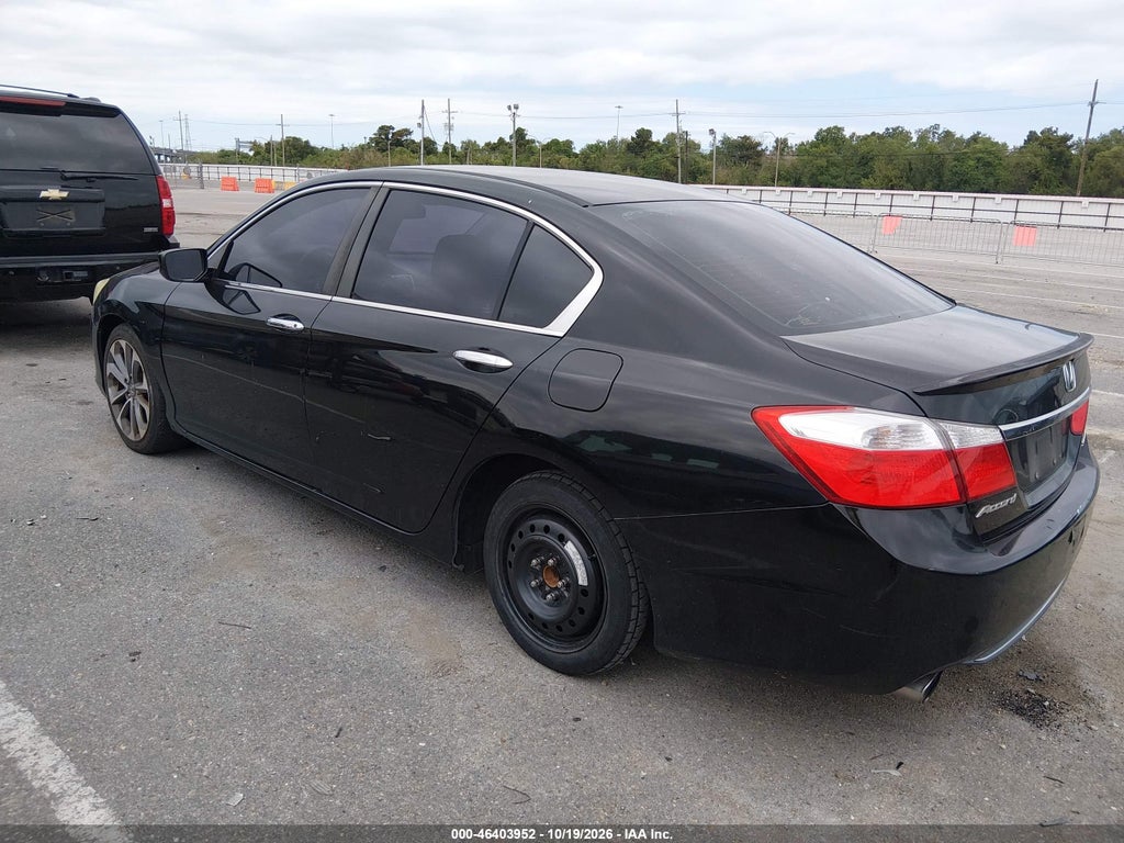 2015 Honda Accord Sport photo 3