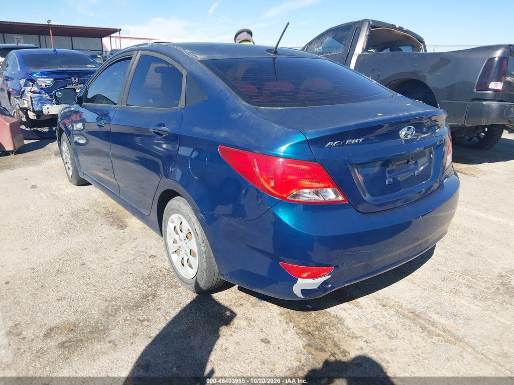 2017 Hyundai Accent SE photo 3