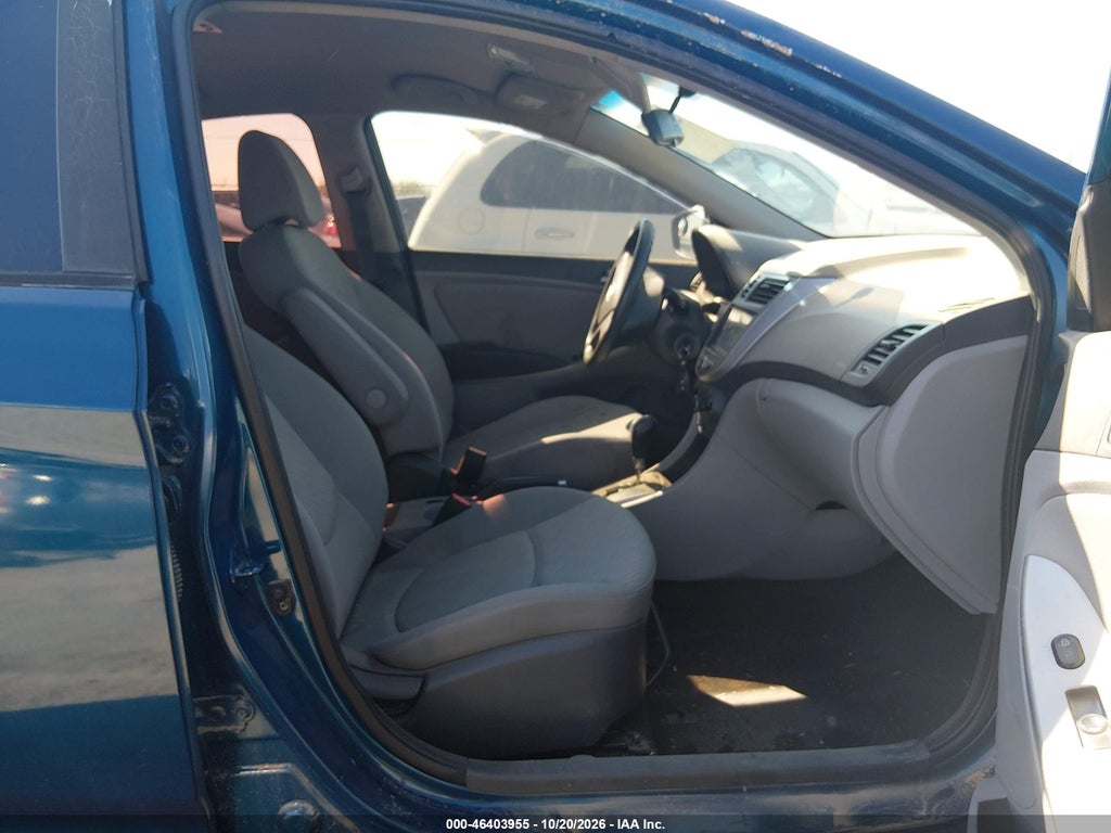 2017 Hyundai Accent SE photo 5