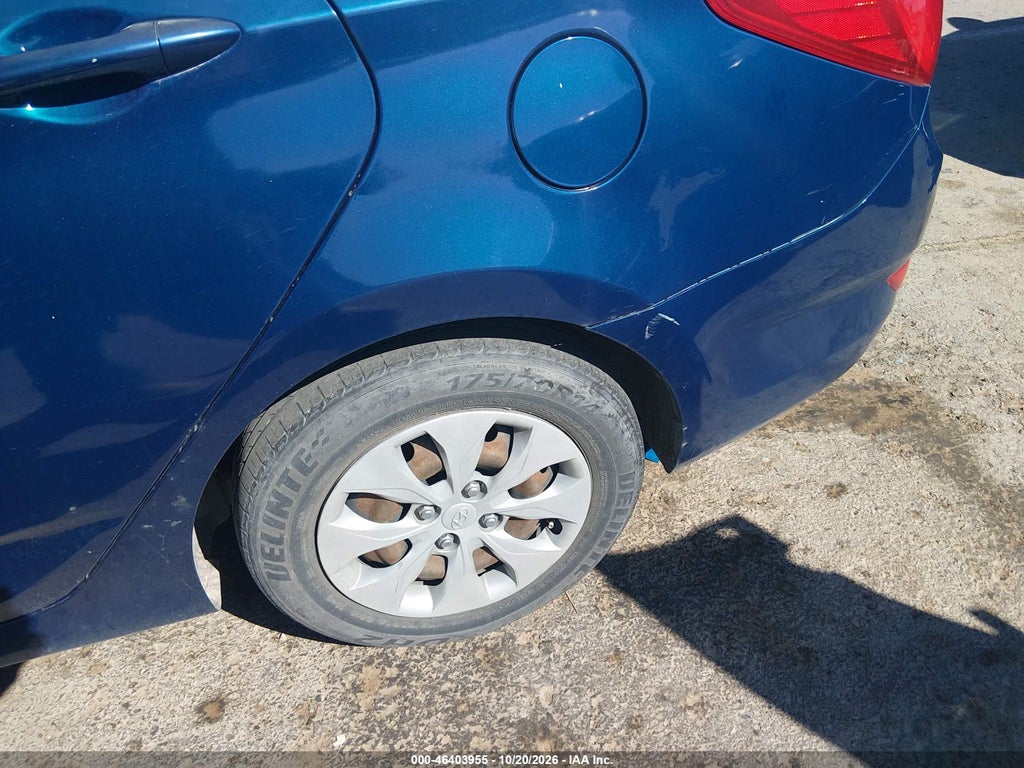 2017 Hyundai Accent SE photo 6
